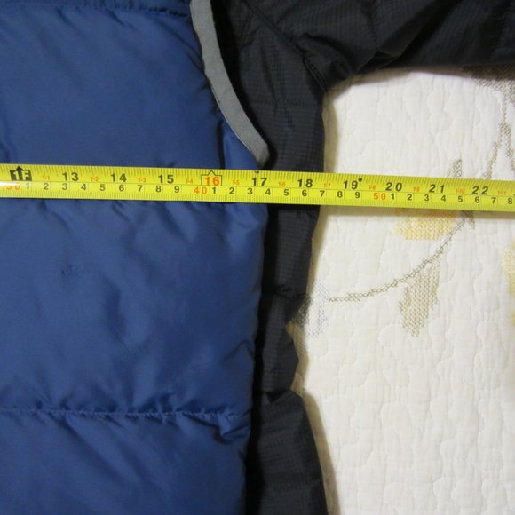 Kathmandu Down Vest Boys size 10 - Picture 3 of 4